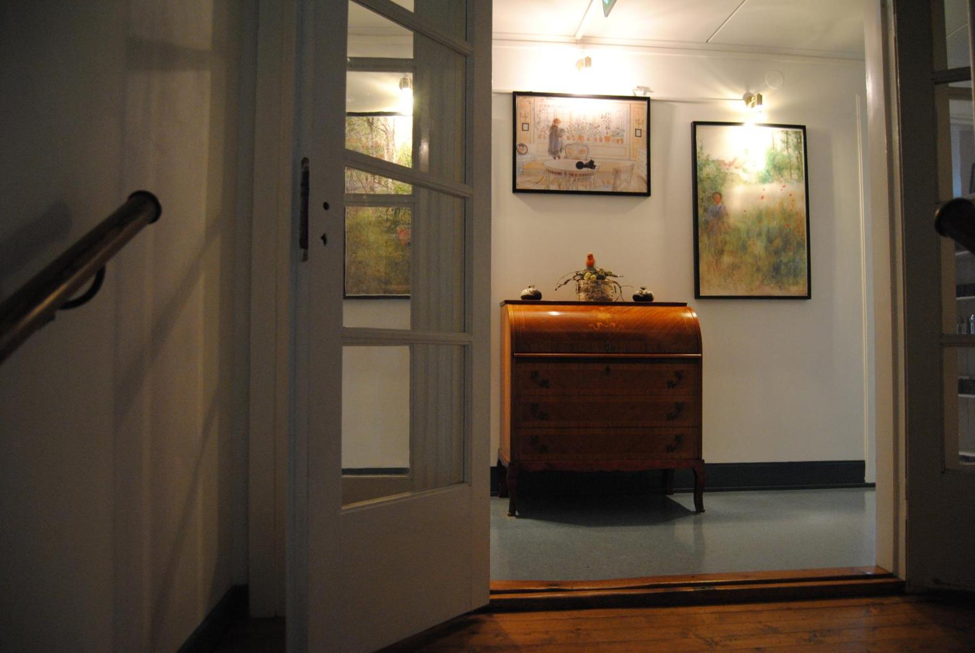 Villa Karlloesa - Bed And Breakfast Malilla ภายนอก รูปภาพ