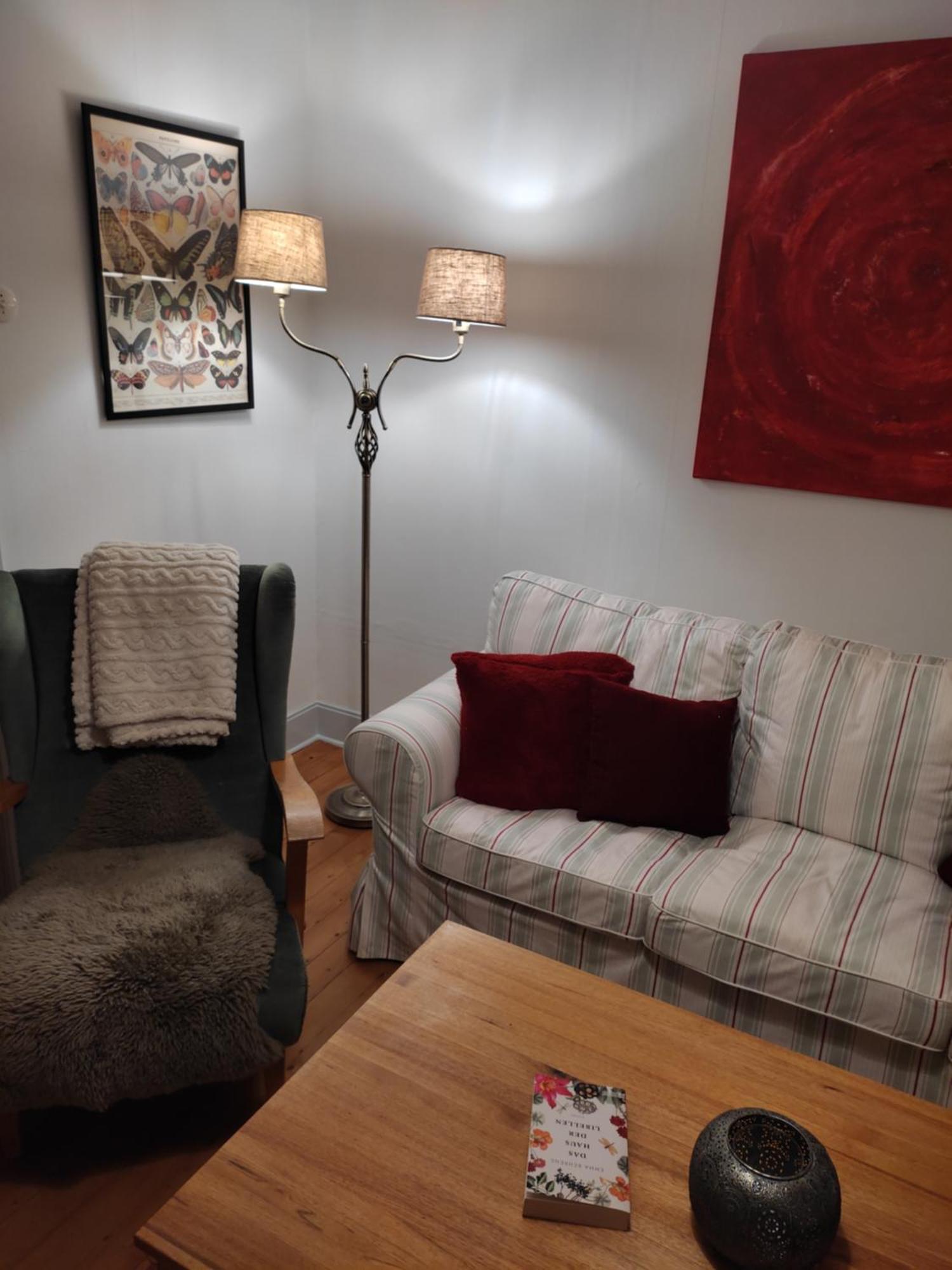 Villa Karlloesa - Bed And Breakfast Malilla ภายนอก รูปภาพ